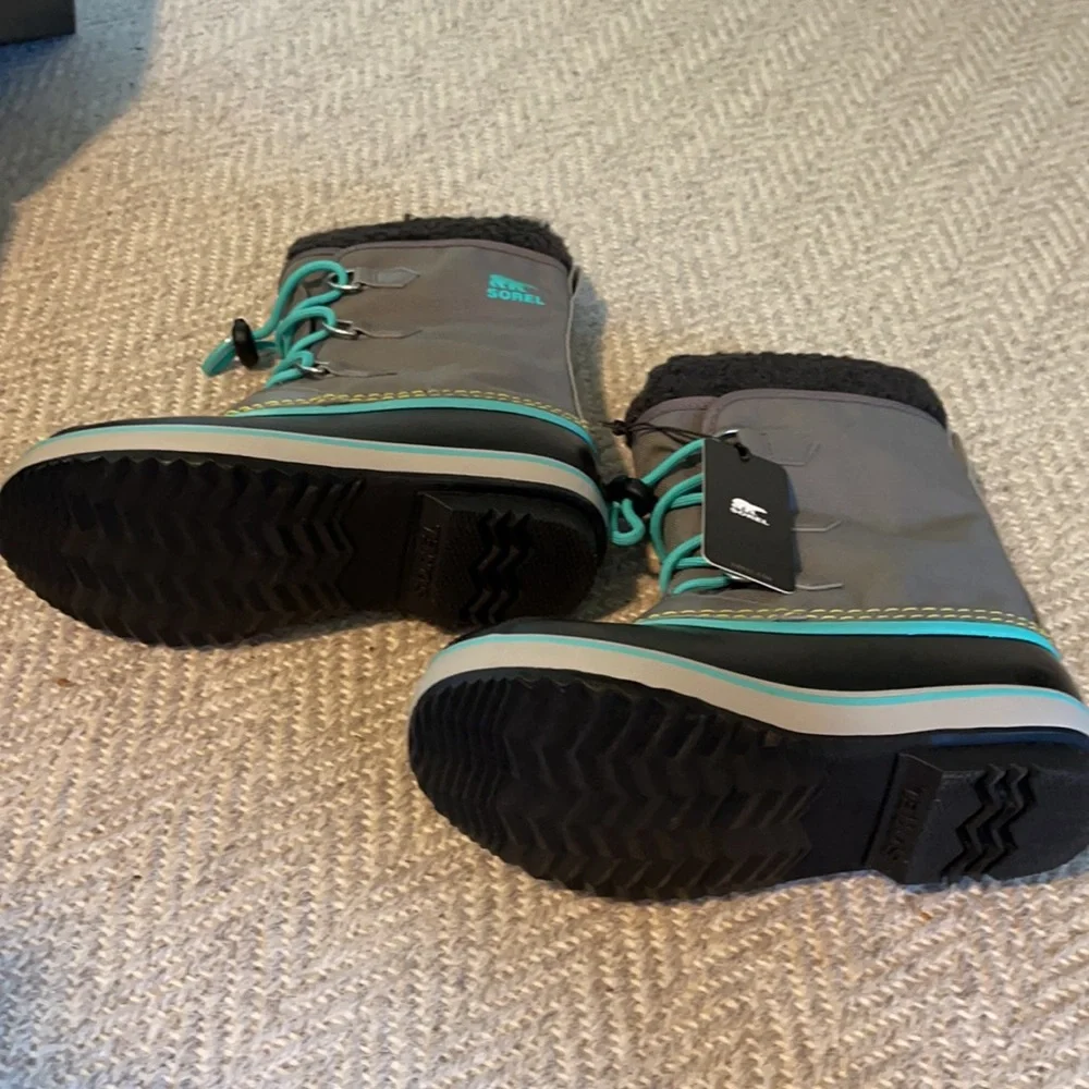 NIB Sorel Kids Yoot PAC Nylon Quarry Dolphin Boot 7